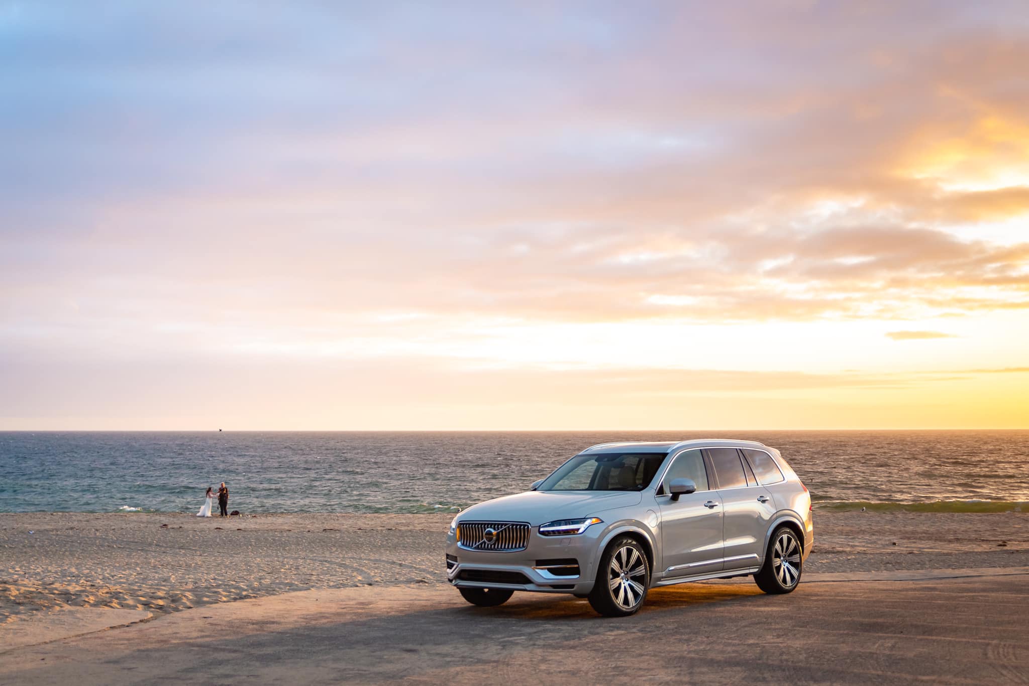Volvo XC90 Plug-in Hybrid – SUV hạng sang giá bao nhiêu