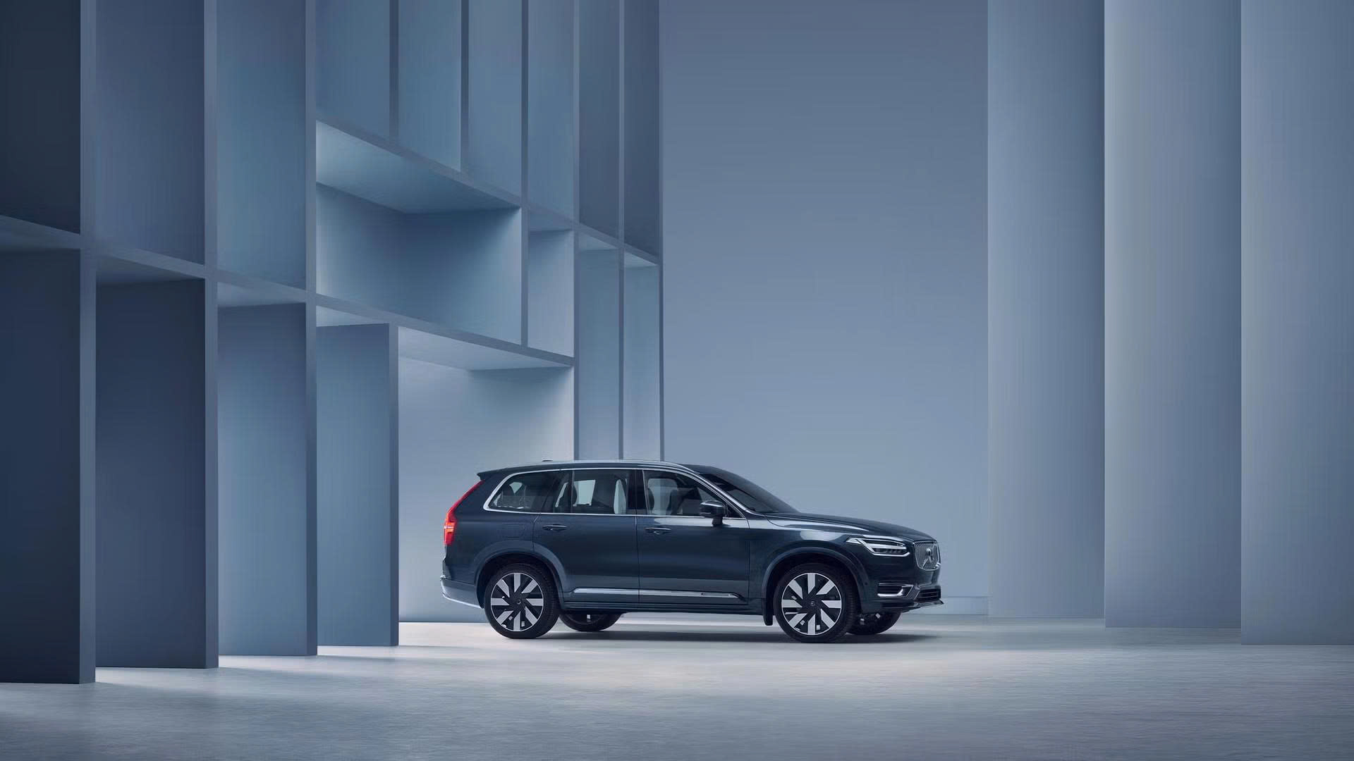 Nên chọn Volvo XC90 Plug-in Hybrid Ultra vs S90 Plug-In Hybrid Ultra?